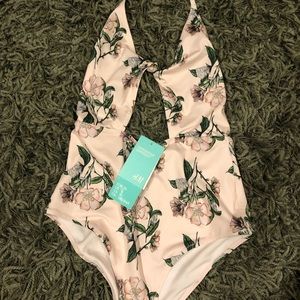 H & M gorgeous brand new with tags swimsuit !